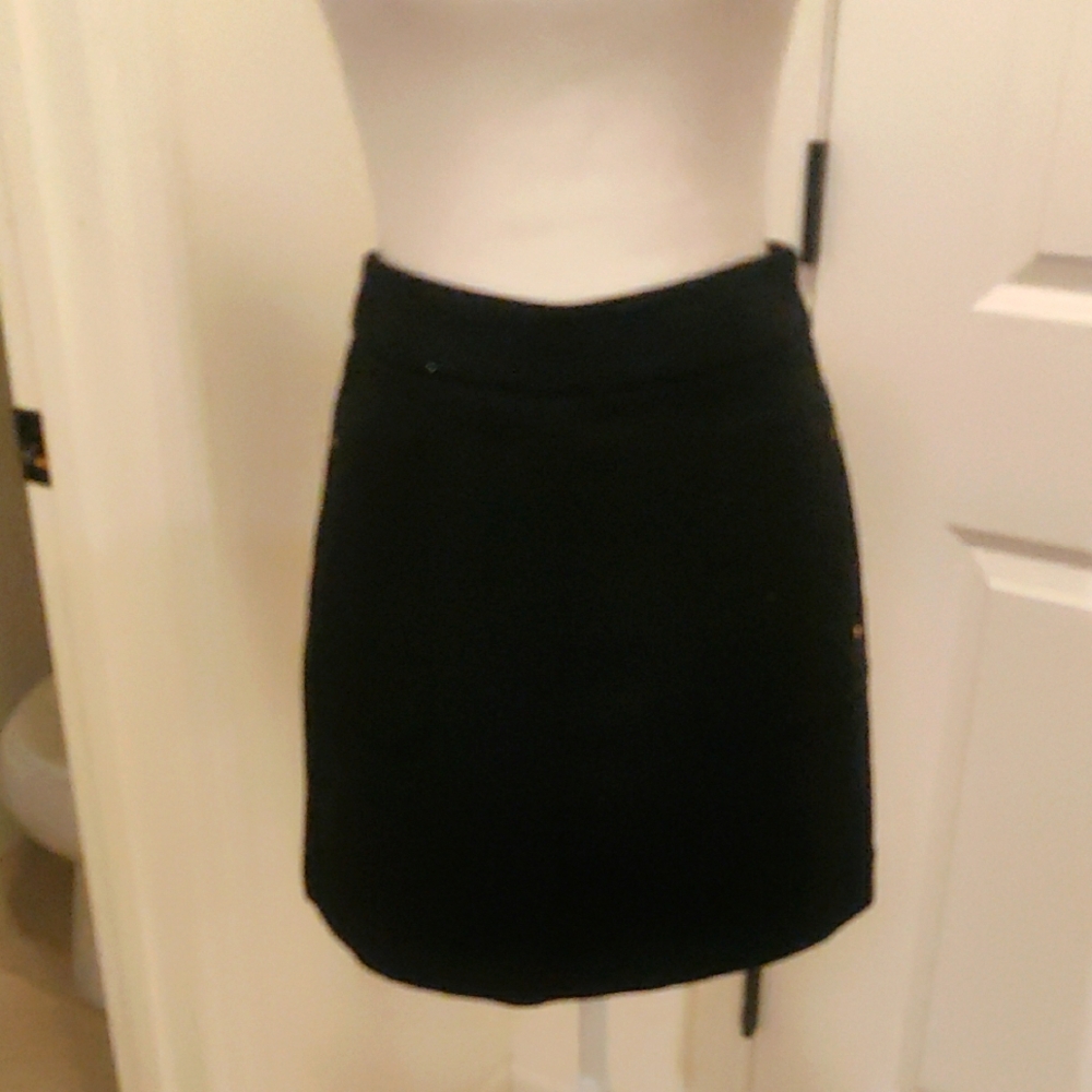 H&M Classic Black Pencil Skirt Sz 6